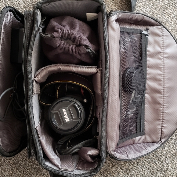 Nikon D5100 - Picture 2 of 14